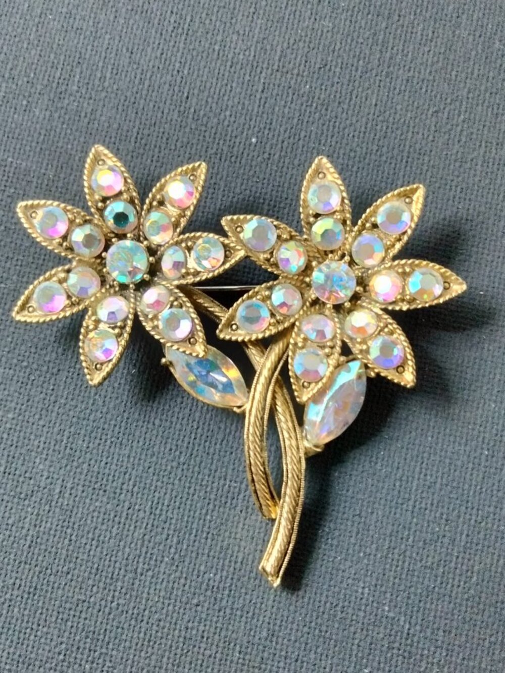Vintage Brooch Jewelry Flowers Aurora Borealis Rhinestone